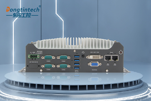 東田嵌入式工控機(jī).jpg